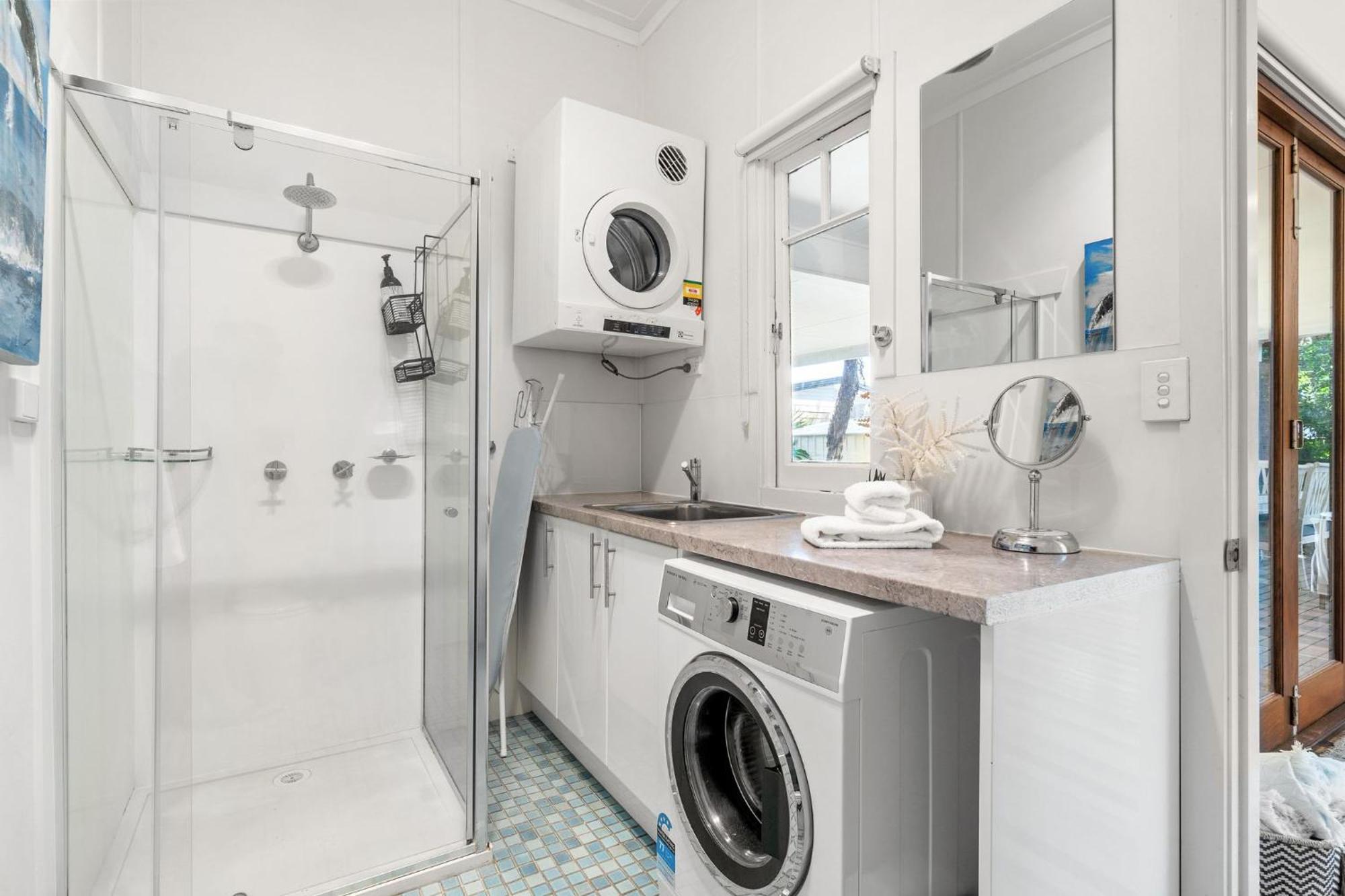 21 Carlyle Street - Holiday home *