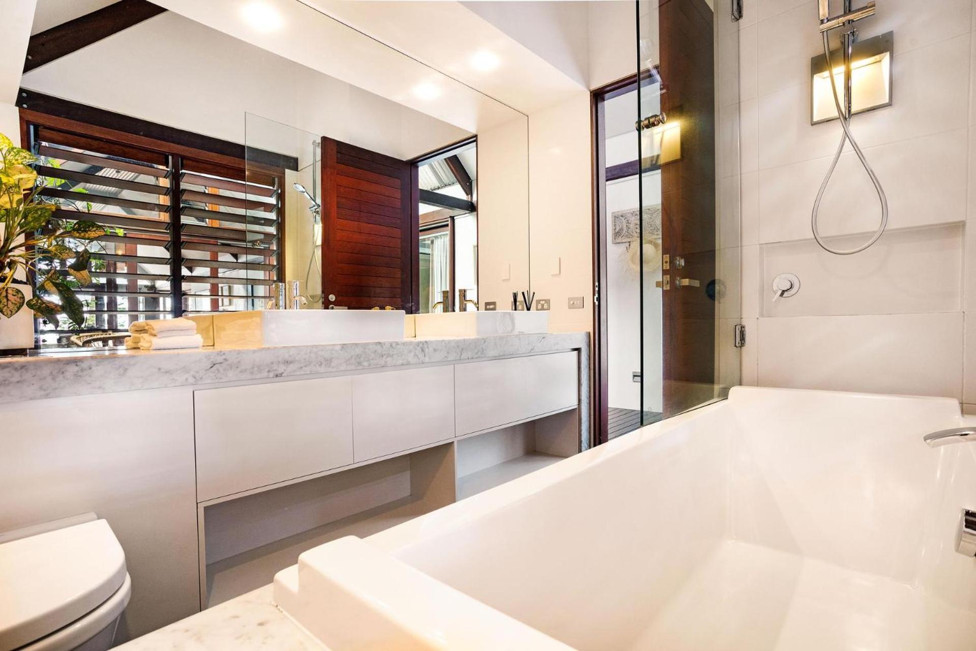 Luxury On The Bay - 2 X 3 Bedroom * Byron Bay