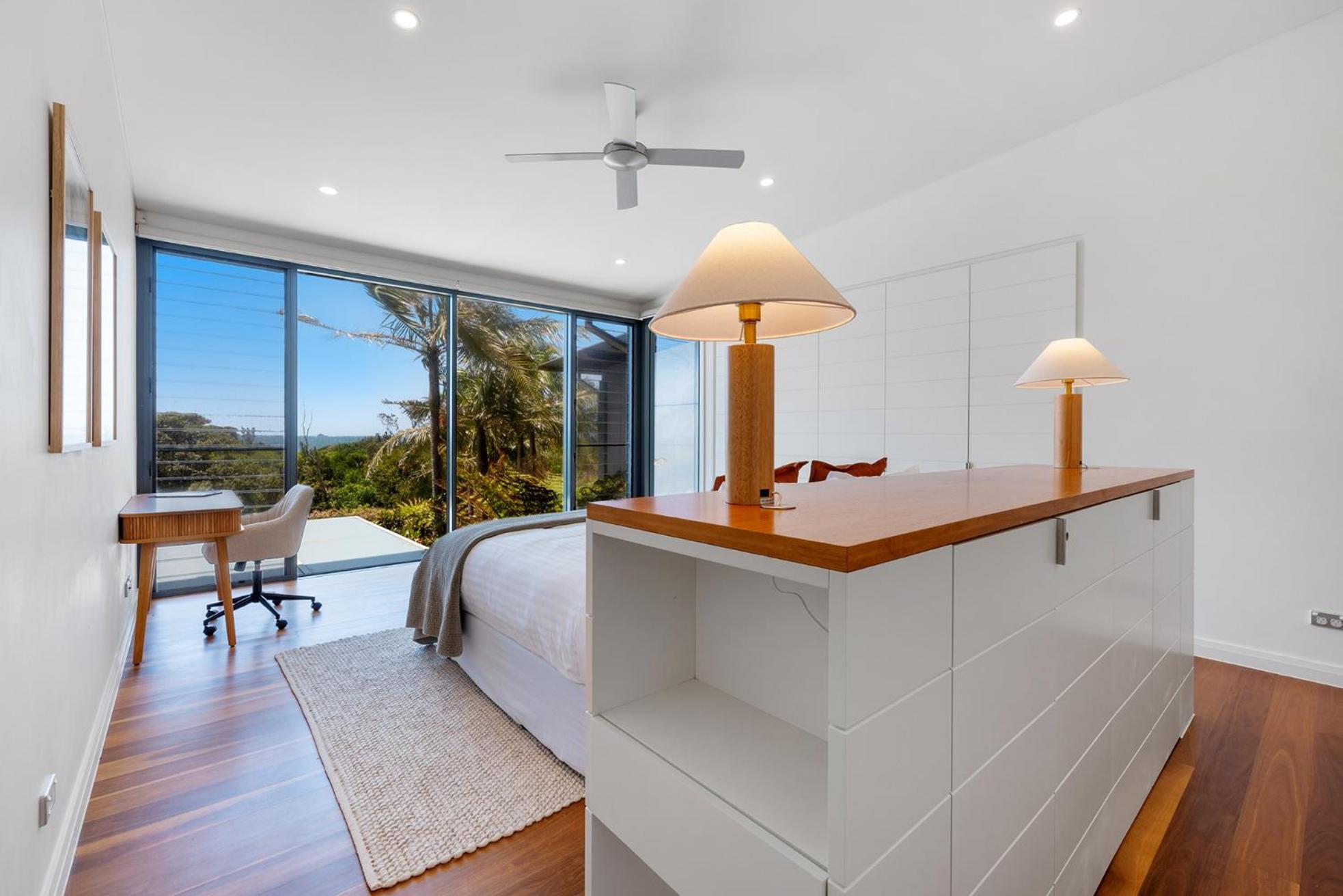 Fuller Holidays - Kiah 8 - Belongil Byron Town With Pool * Byron Bay