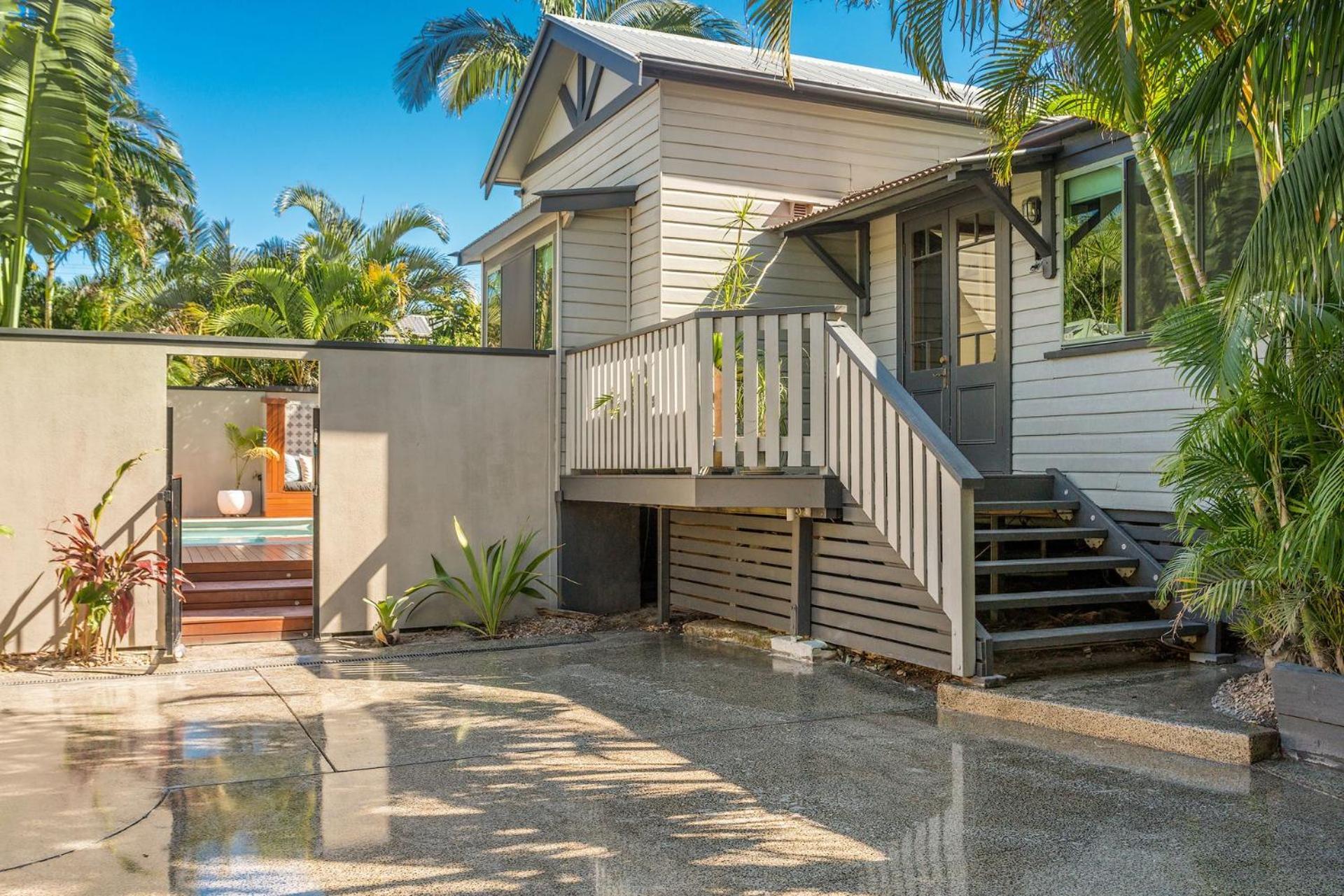 A Perfect Stay - 3 Little Pigs Byron Bay