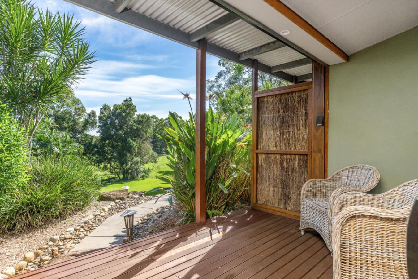 Cape Byron 5 Private With Ensuite Holiday home Byron Bay