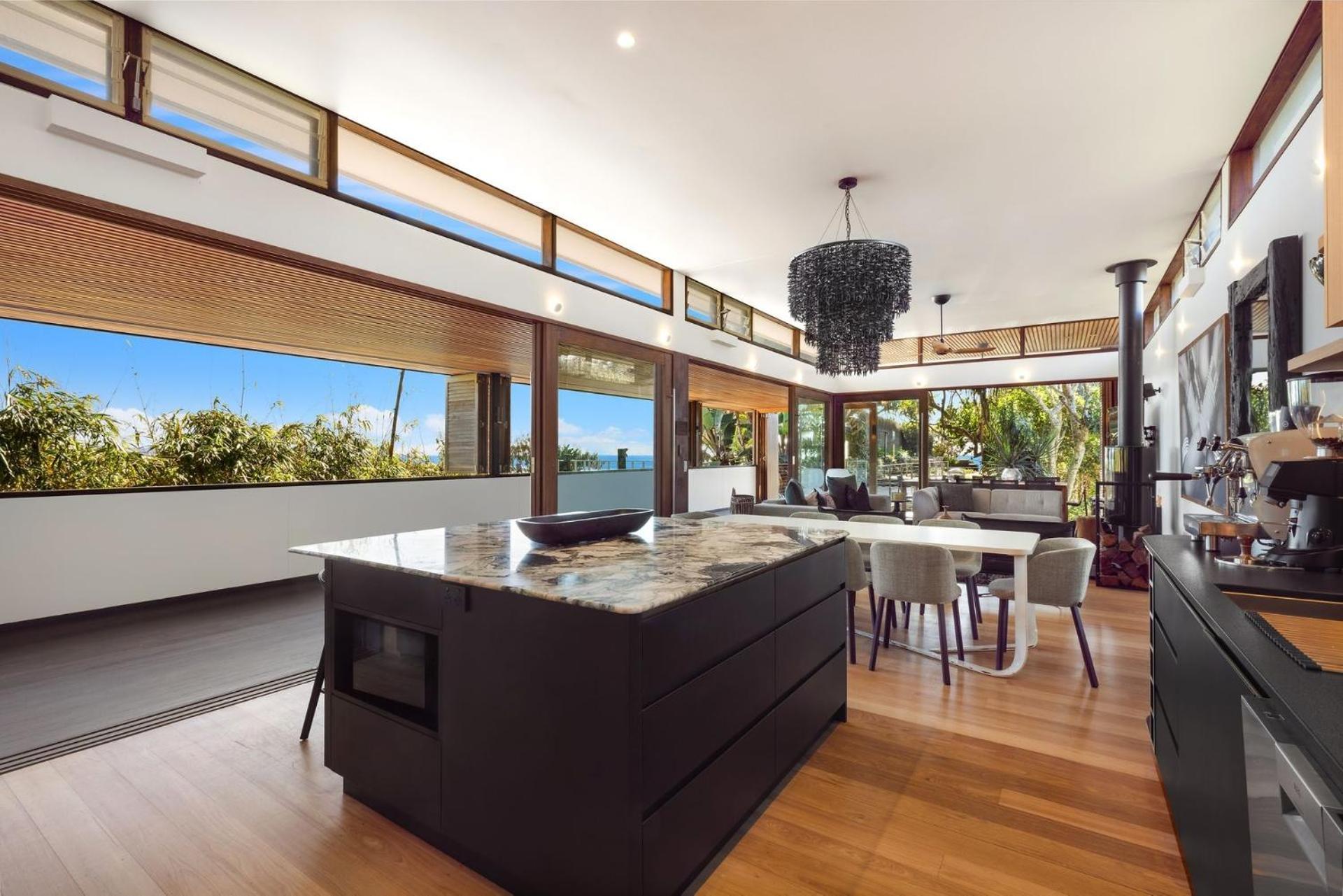 Sands, Byron Bay
