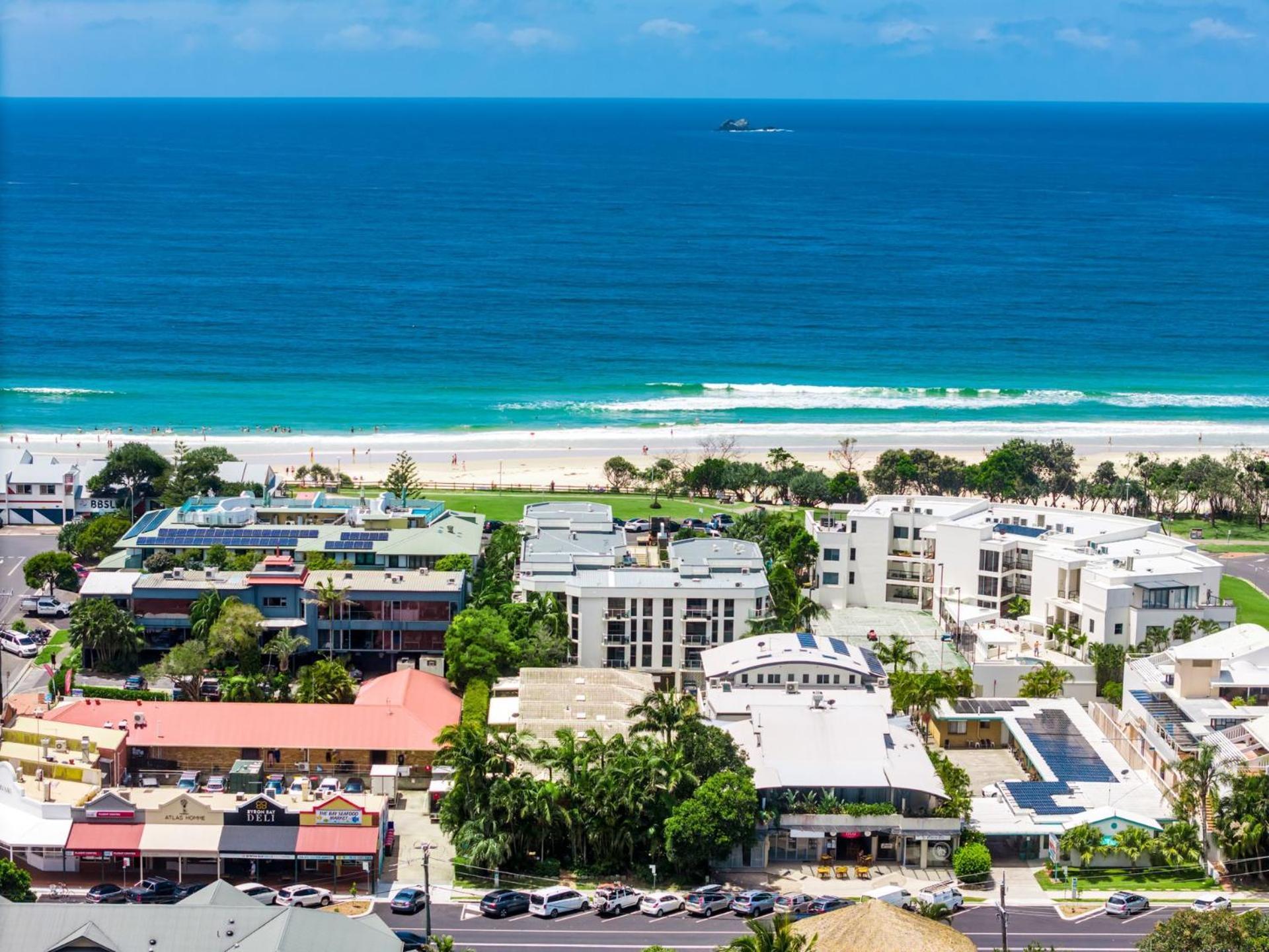 Alabaster Byron Byron Bay
