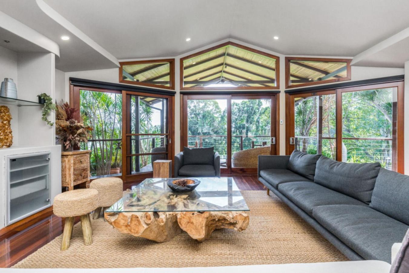 Cape Byron 7 Romantic Serenity With Views Villa