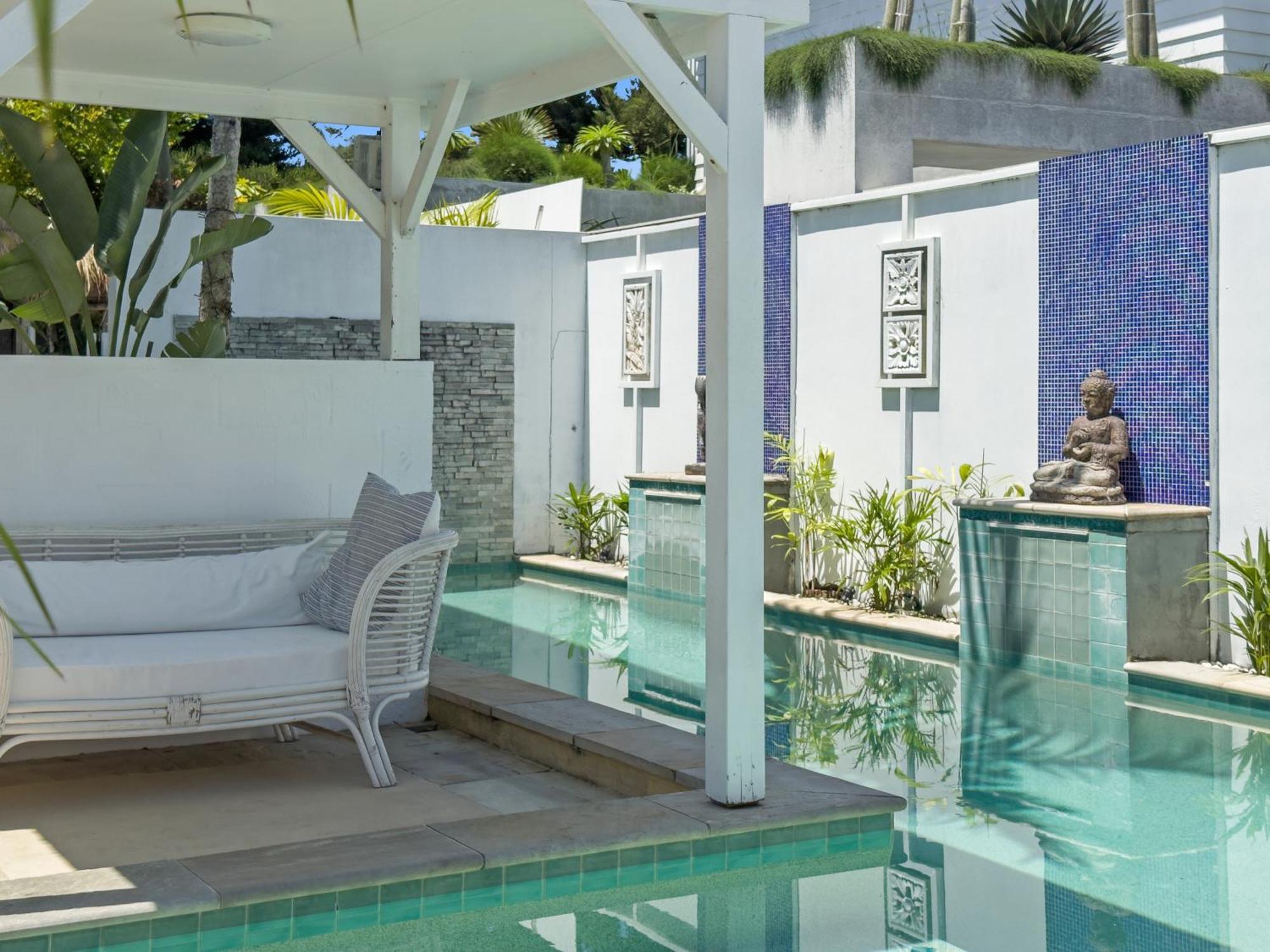 Azur Guest house 4*