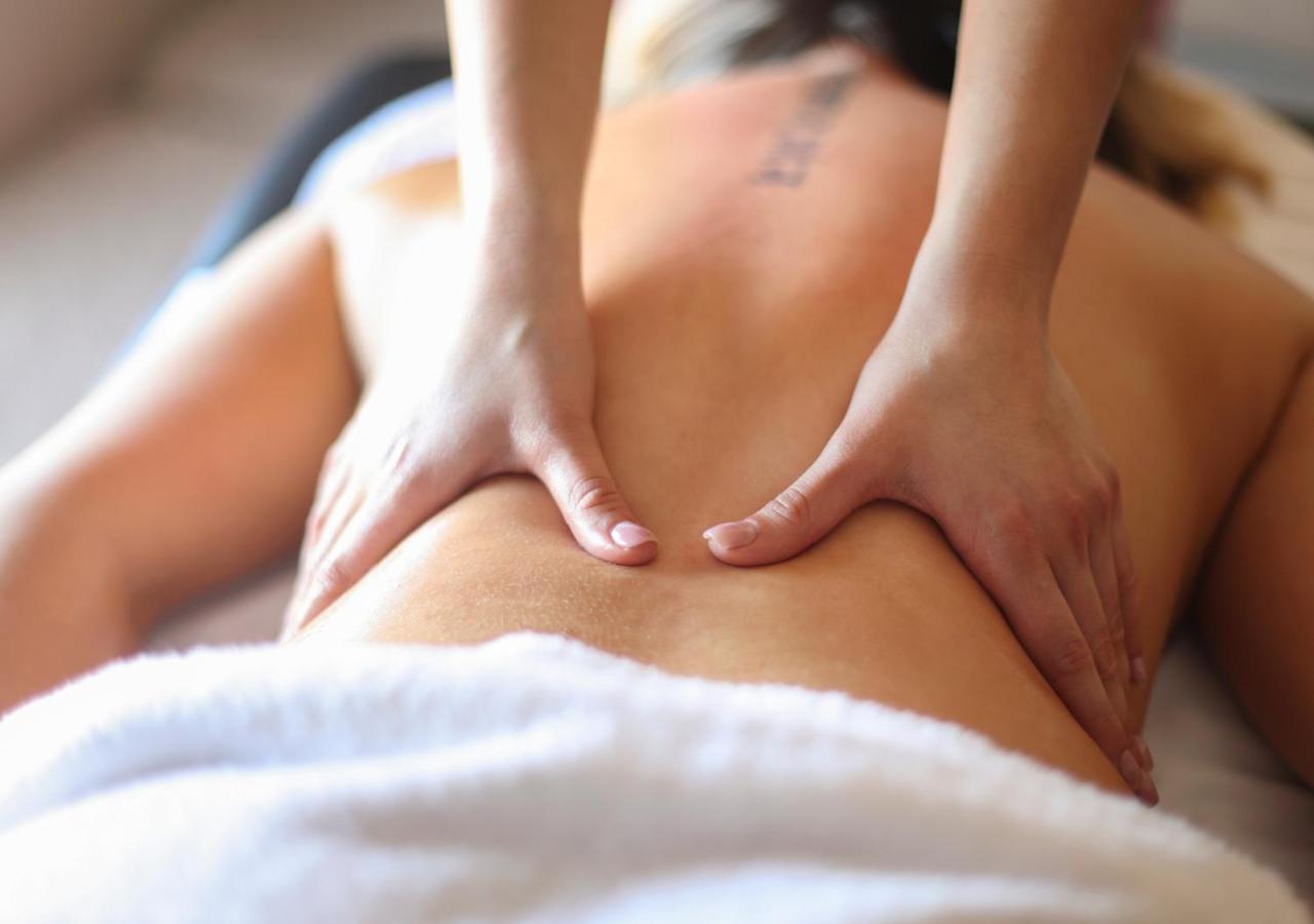 Resort Byron Yoga Centre Byron Bay