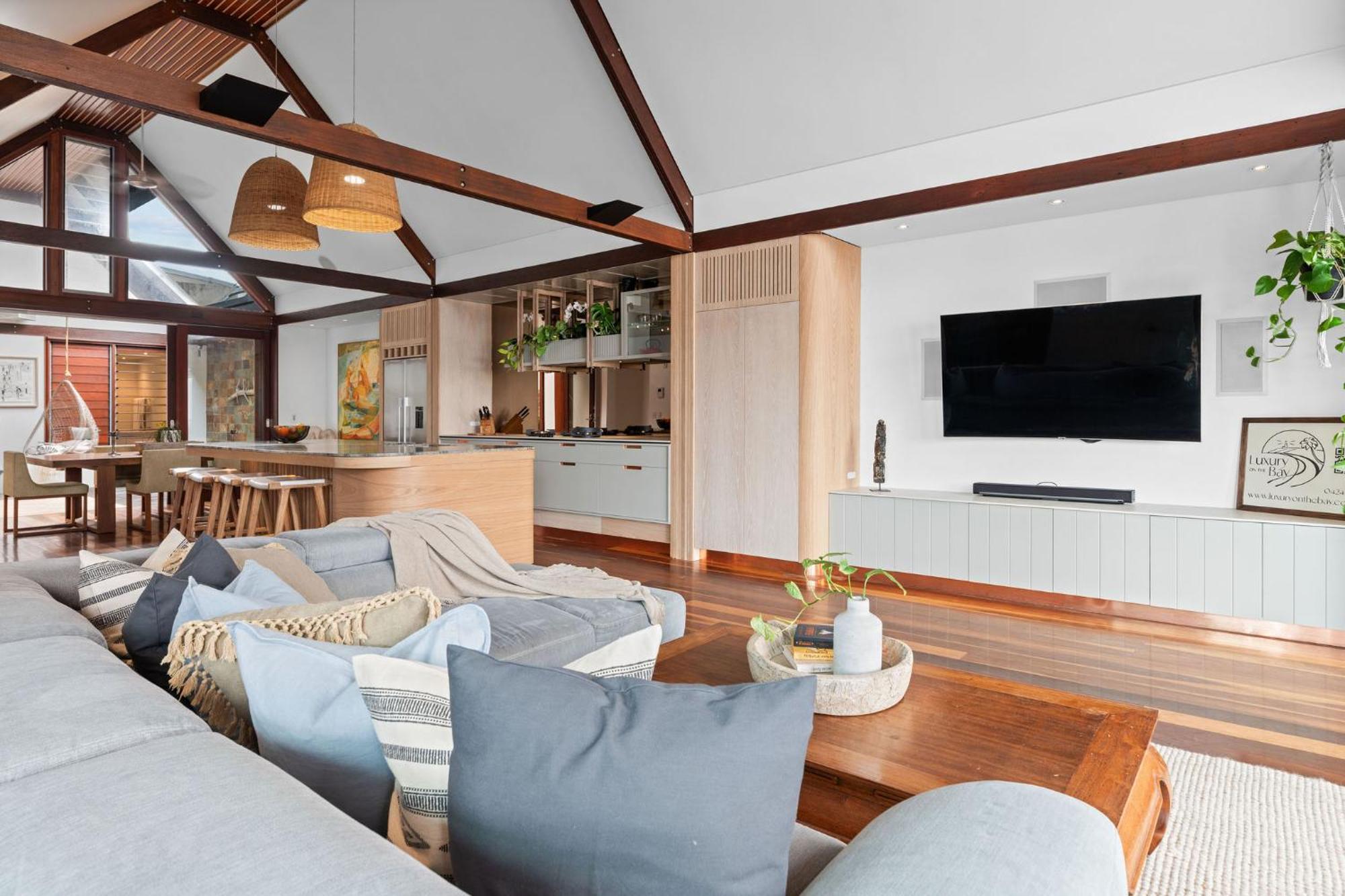 Luxury On The Bay - 2 X 3 Bedroom * Byron Bay