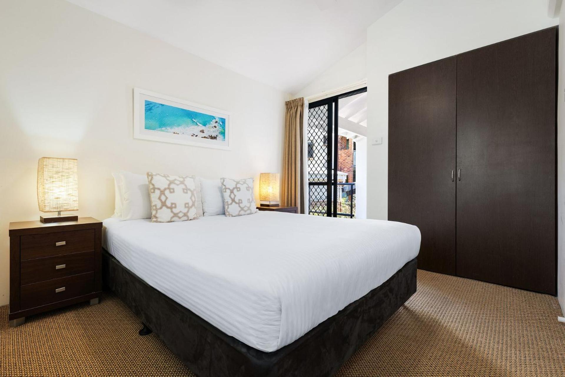 2 * Byron Bay