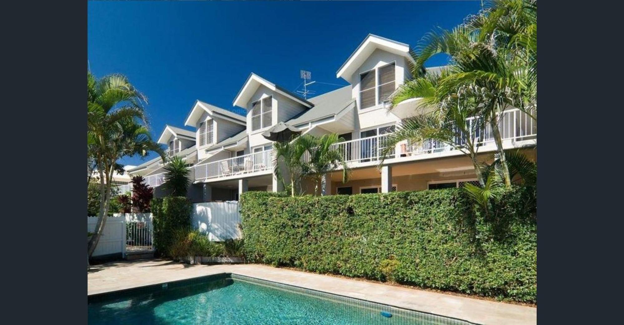 - Seasalt - 4 34 Cavvanbah St * Byron Bay
