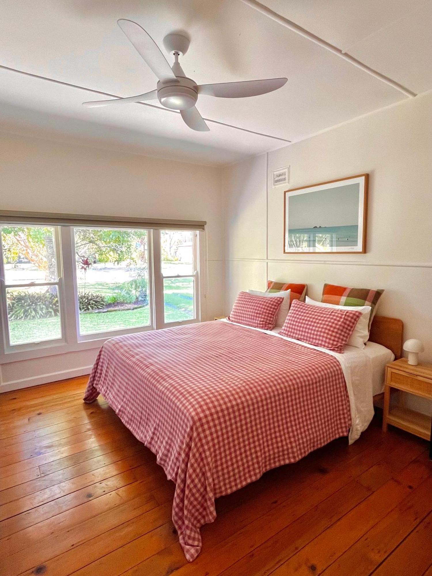 Charlie'S Beach House *