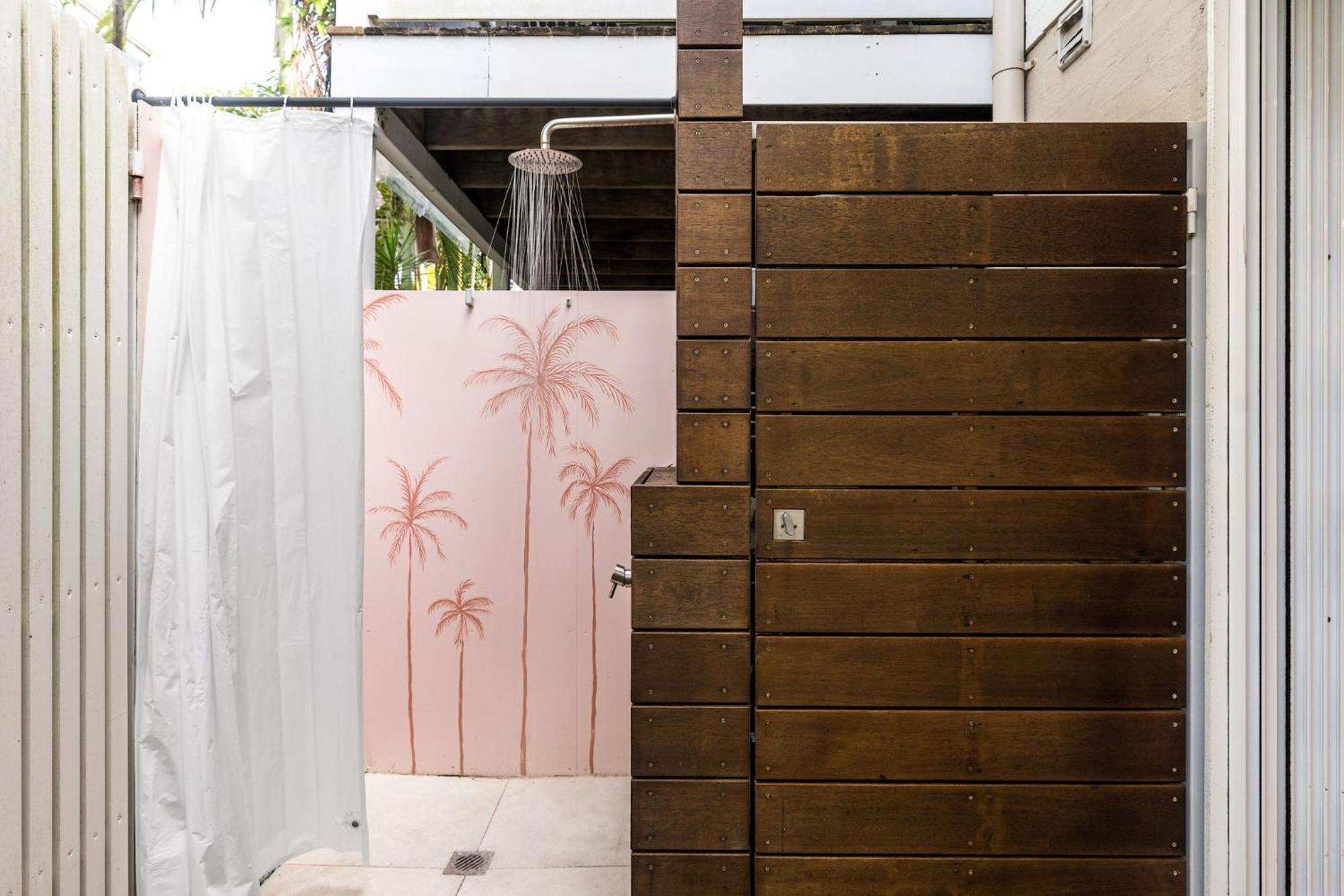 Apartment Belongil Pad