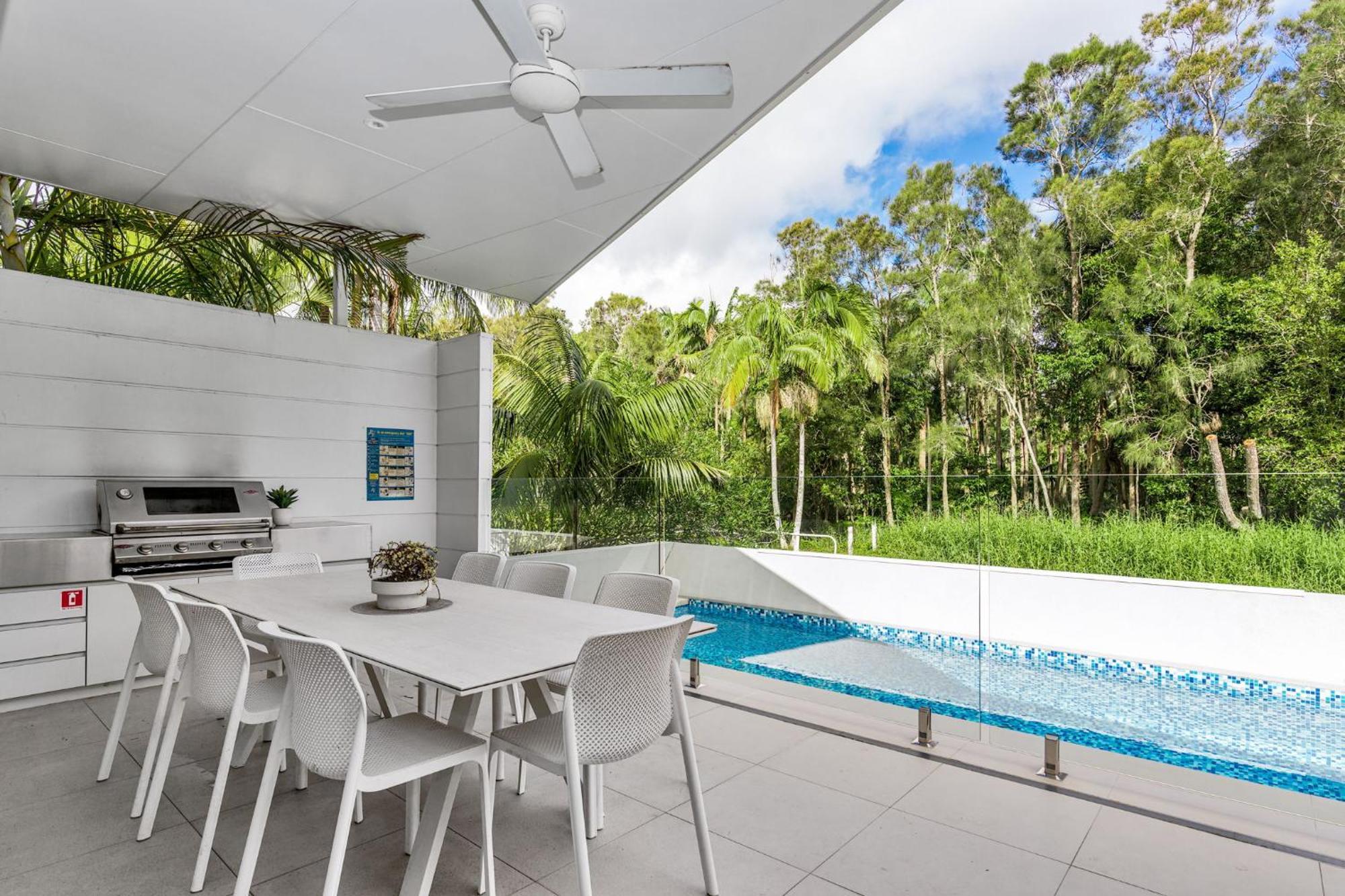 Fat Frog Holiday home