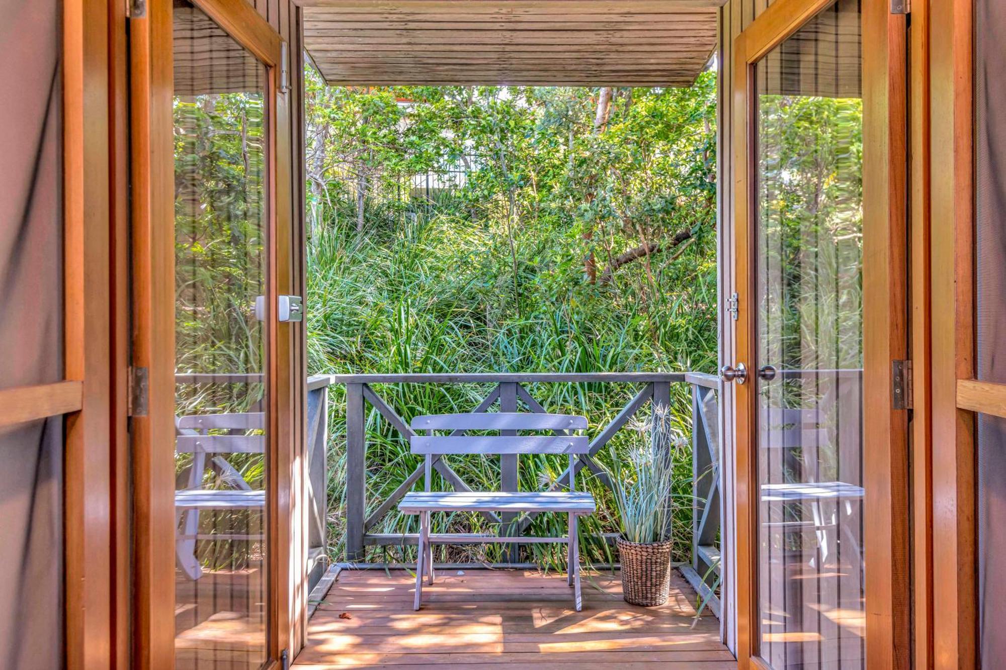 The Oasis And Treetop Byron Bay