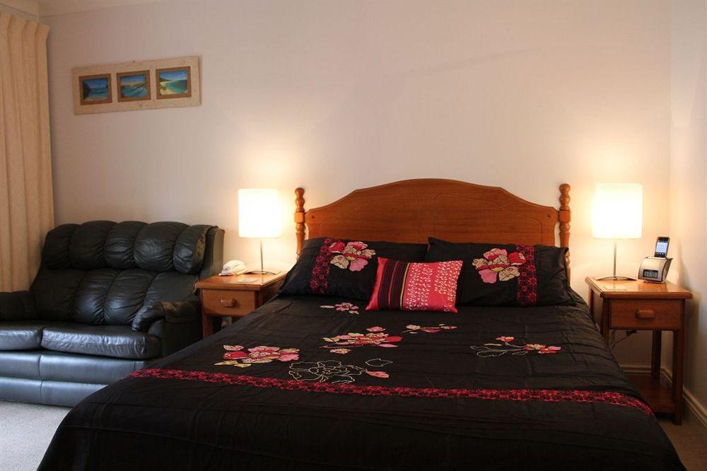 Ruskin House Guest house Byron Bay