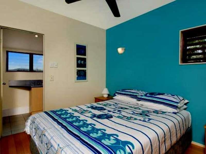 2b Manfred St - The Wave House *
