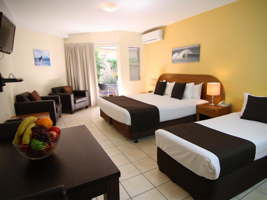 The Byron Beachcomber Aparthotel 4*