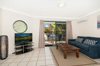 Beaches Aparthotel