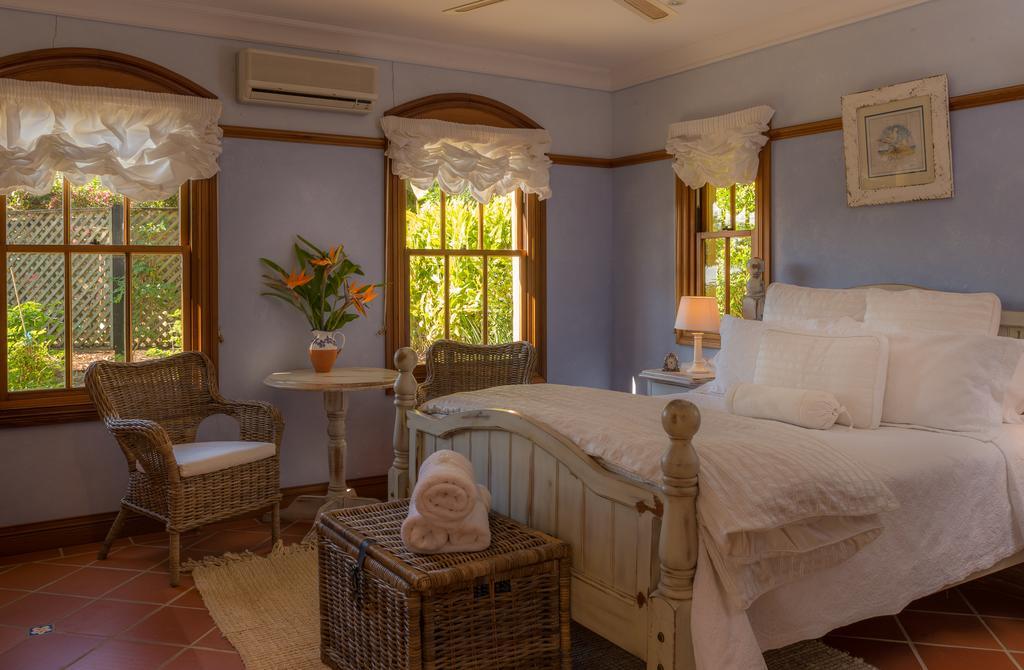Victoria's At Ewingsdale Hotel 5*