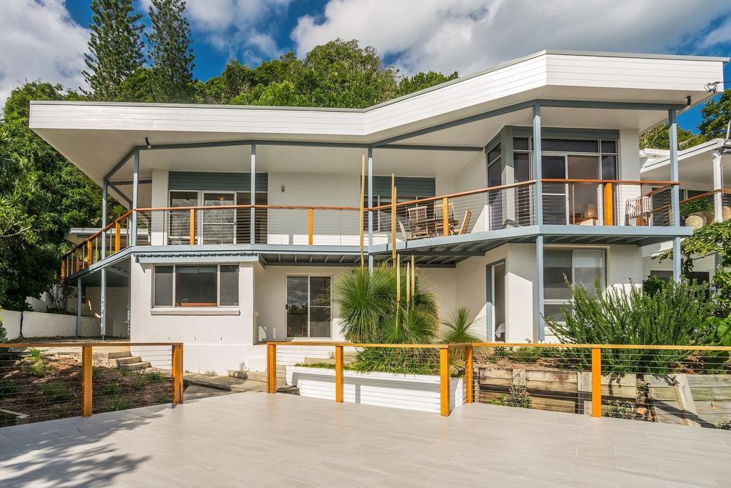 13 Brownell Drive Wategos - House *