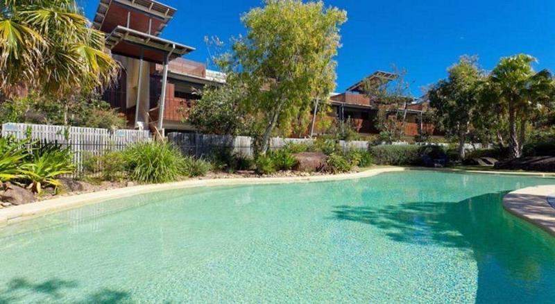 Resort East On Byron 4*