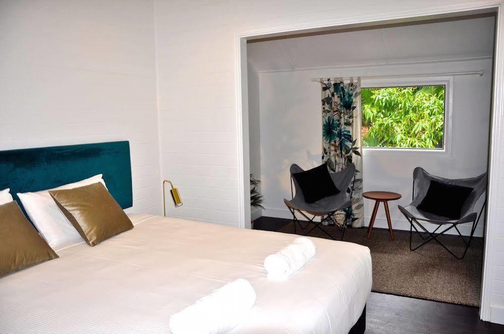 Hotel Dolphins Motor 4*