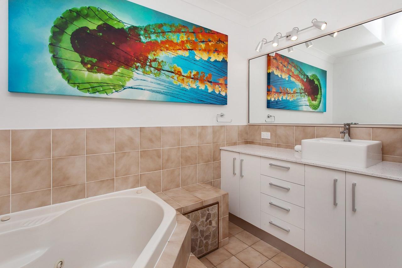 Unit 9 9 Massinger Street, - Calinda Sol