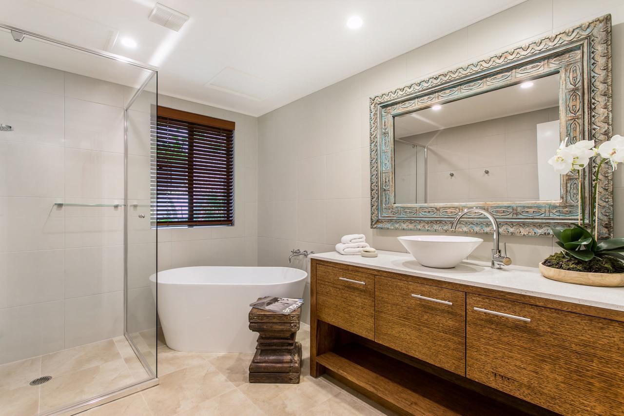 Apartment Unit 2 66 Lawson Street, - Koranba Byron Bay