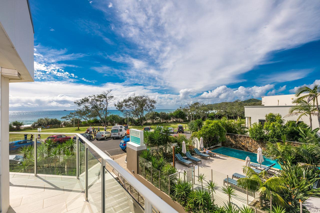 Bayview Beachfront Apartments, In Town Right On The