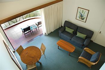 Beach Hotel Resort Byron Bay