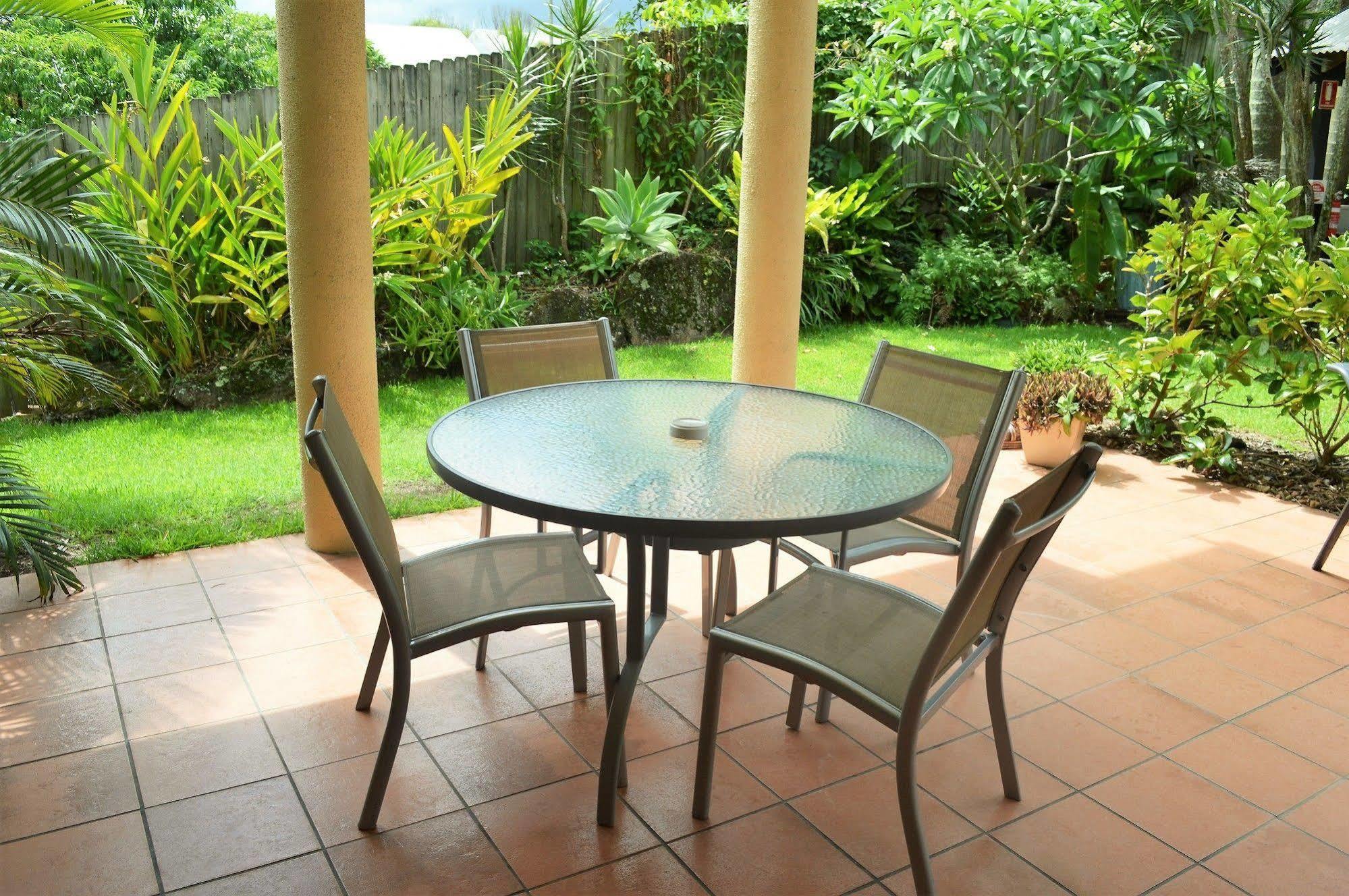 Outrigger Bay 4*