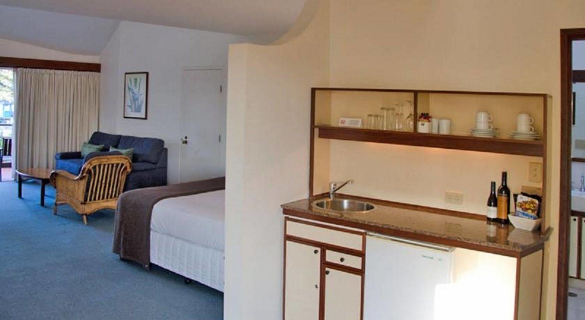 Beach Hotel Resort 4* Byron Bay