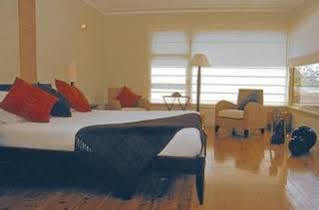 Dolphin Sands 4*