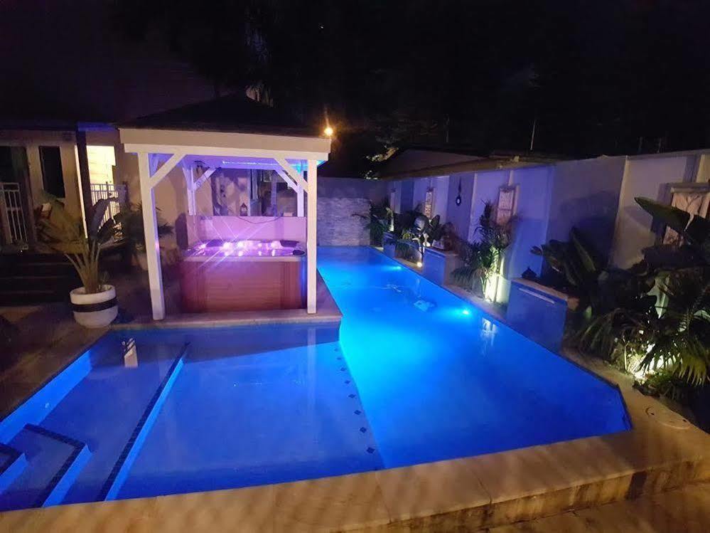 Hotel Aaron's @ Byron Byron Bay