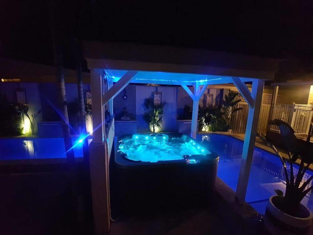 Hotel Aaron's @ Byron 4*