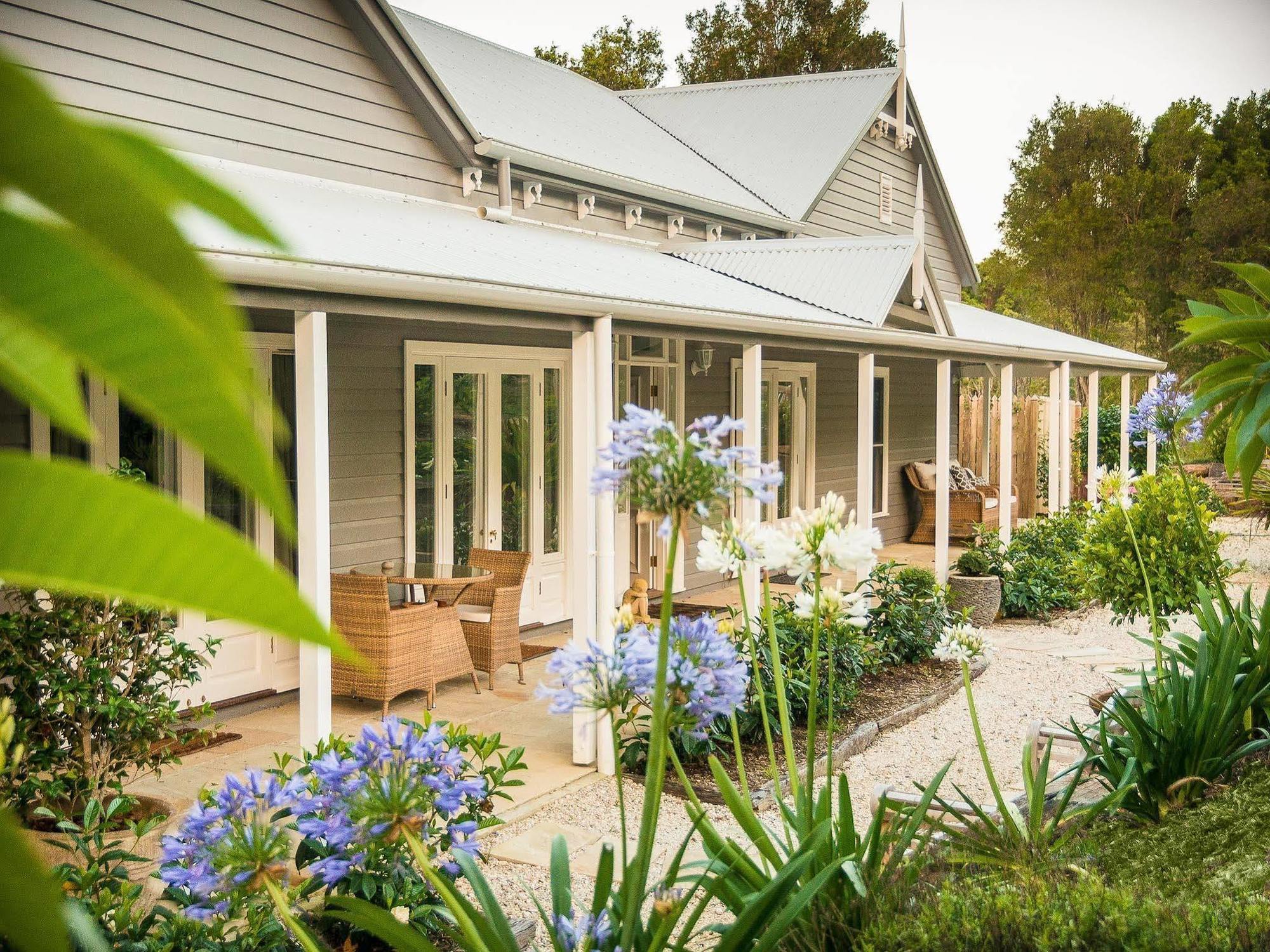 Abelia House 5*