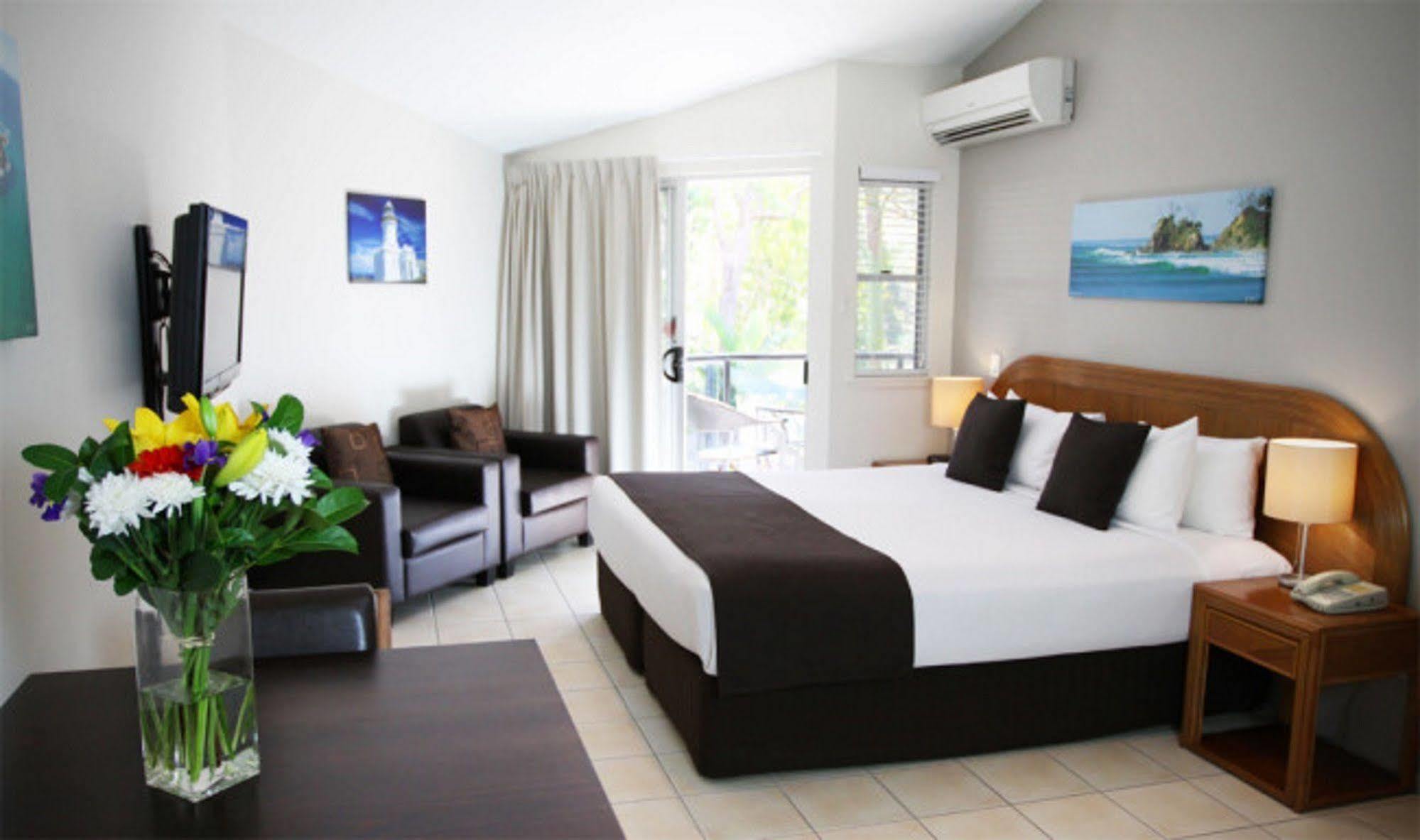 Aparthotel The Byron Beachcomber 4*