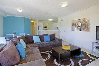 Sea Breeze On Main Byron Bay