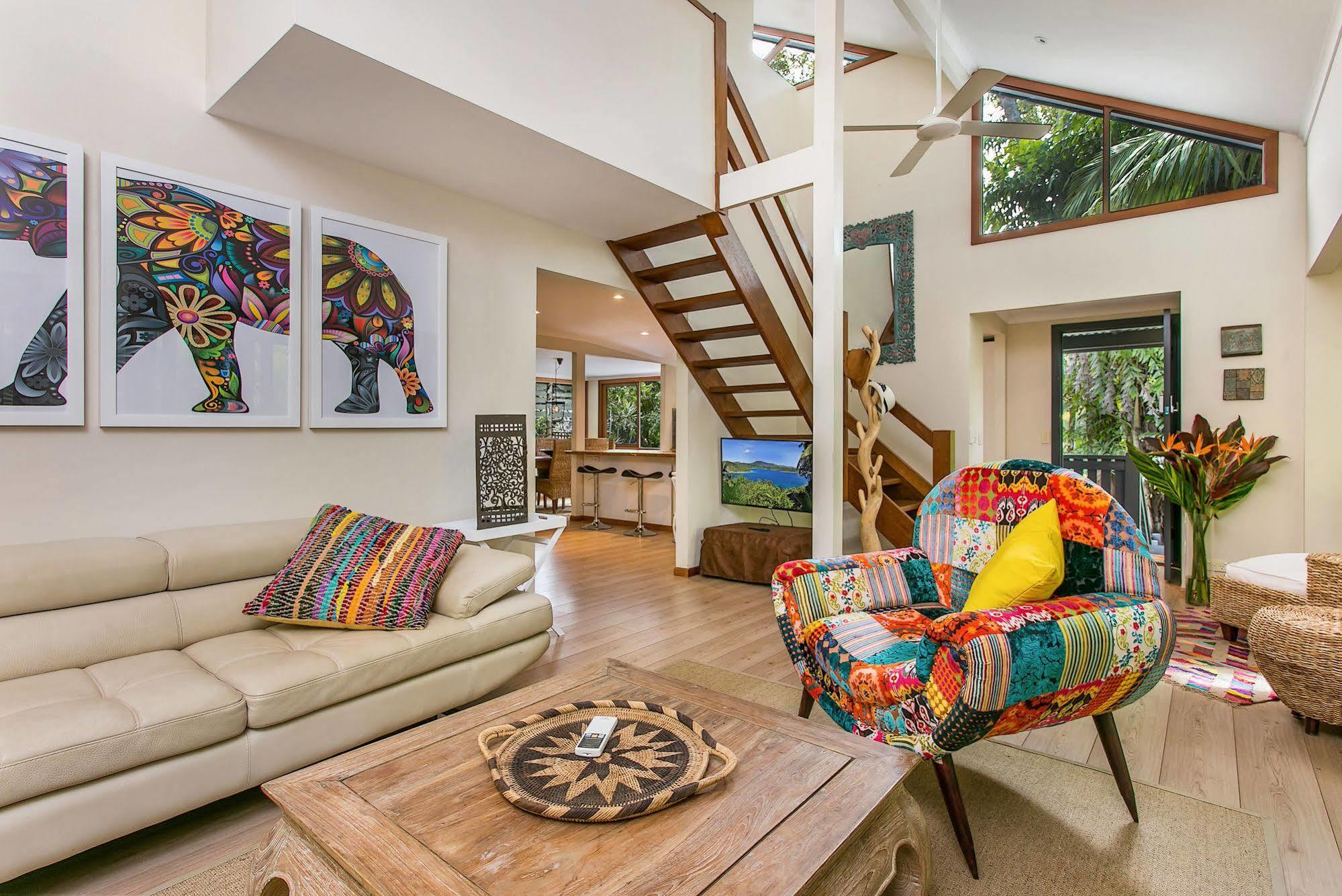 Bottlebrush Holiday home