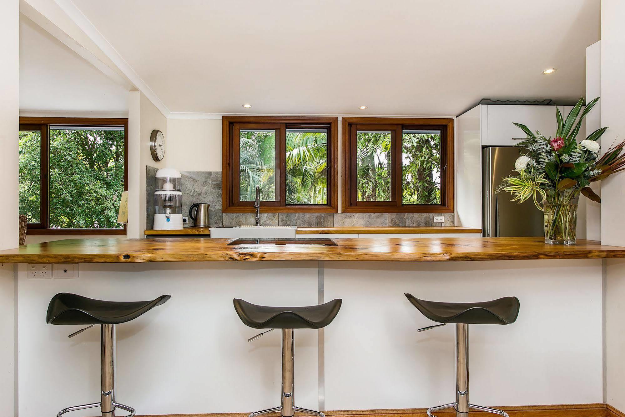 Bottlebrush Holiday home