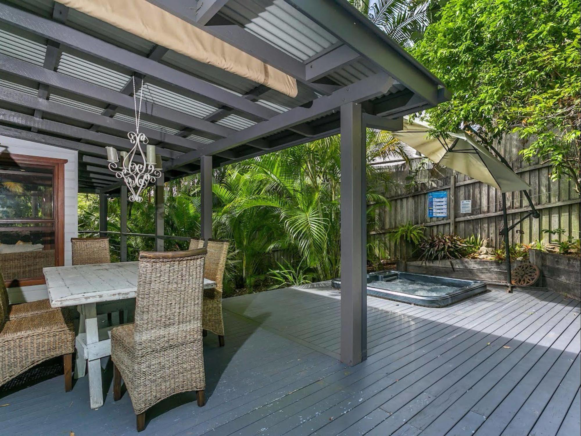 Holiday home Bottlebrush Byron Bay