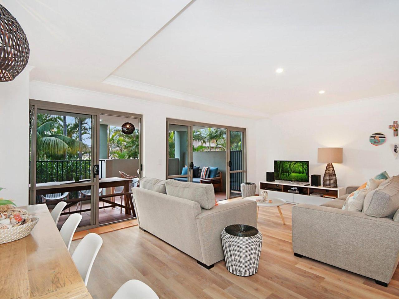 Byron Beaches Location * Byron Bay