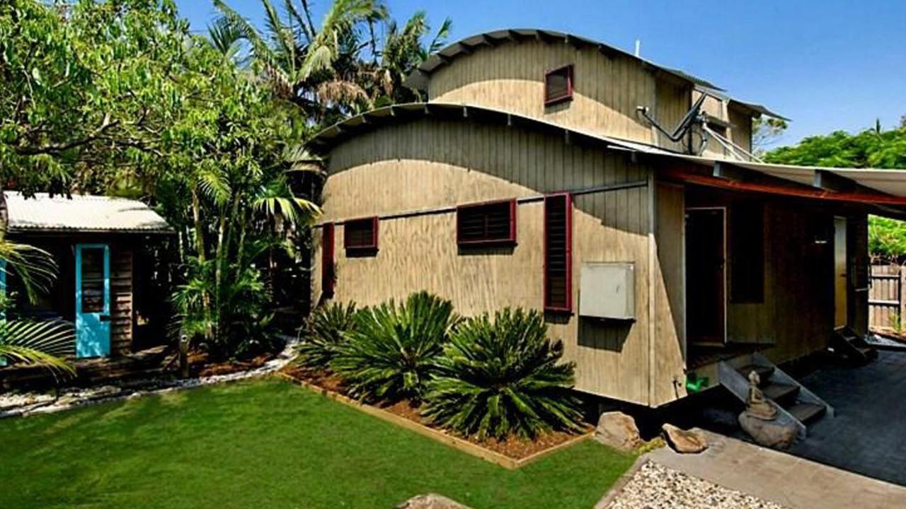 2b Manfred St - The Wave House Apartment *