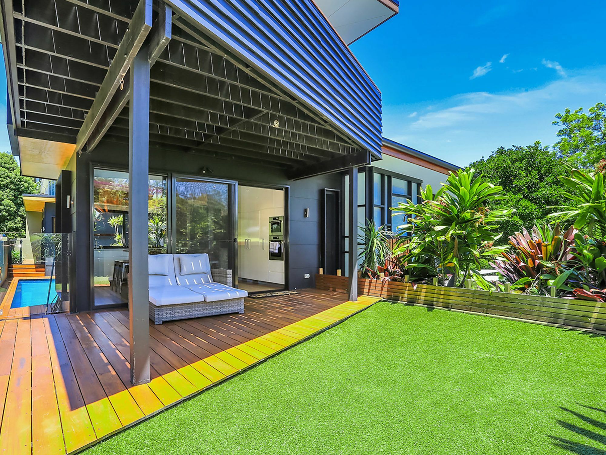Seaview Sanctuary - Award Winning Architecture Villa