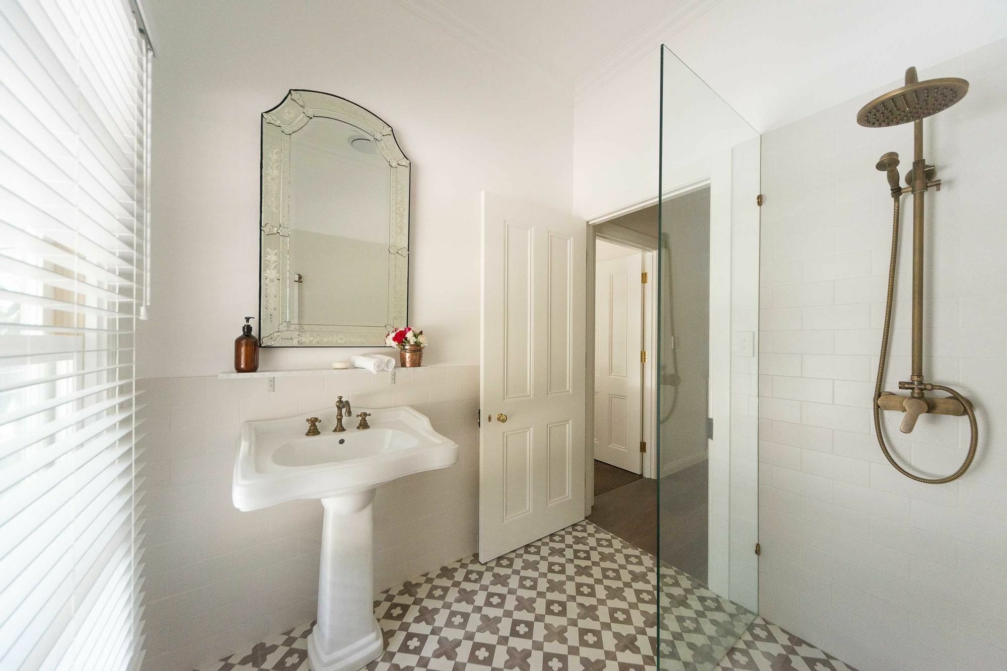 Abelia House Bed & Breakfast 5*