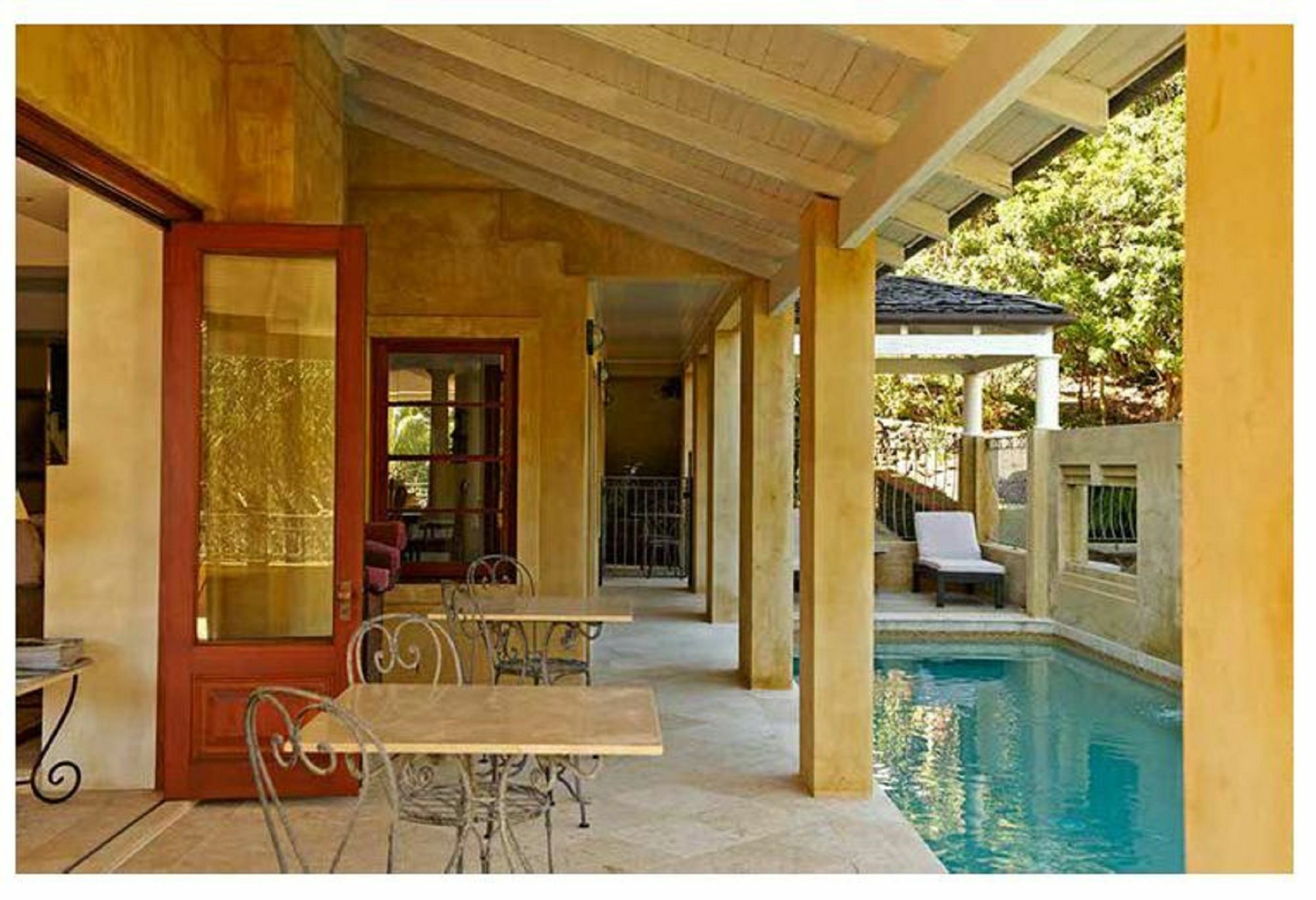 Hotel Victoria's At Wategos Byron Bay