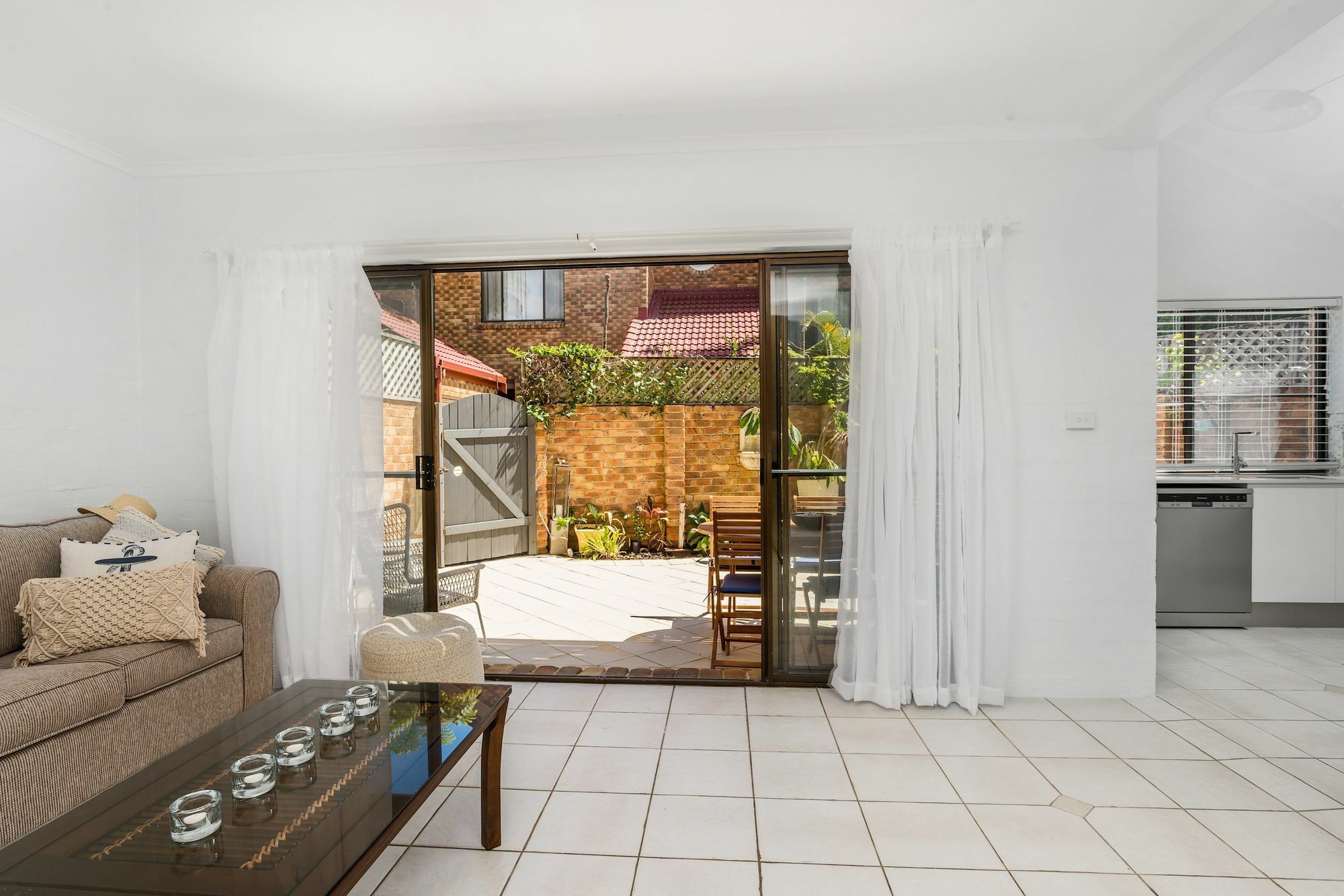 Apartment Byron Mango Tree