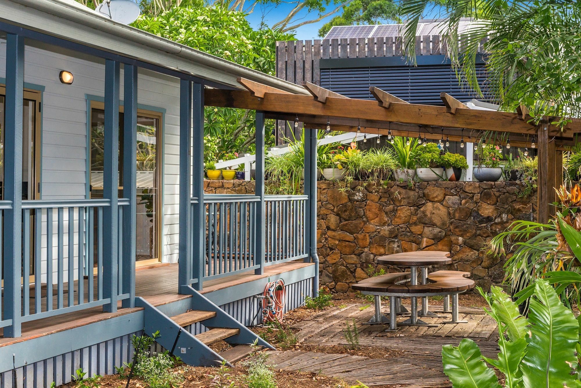 Barefoot Lane Apartment *