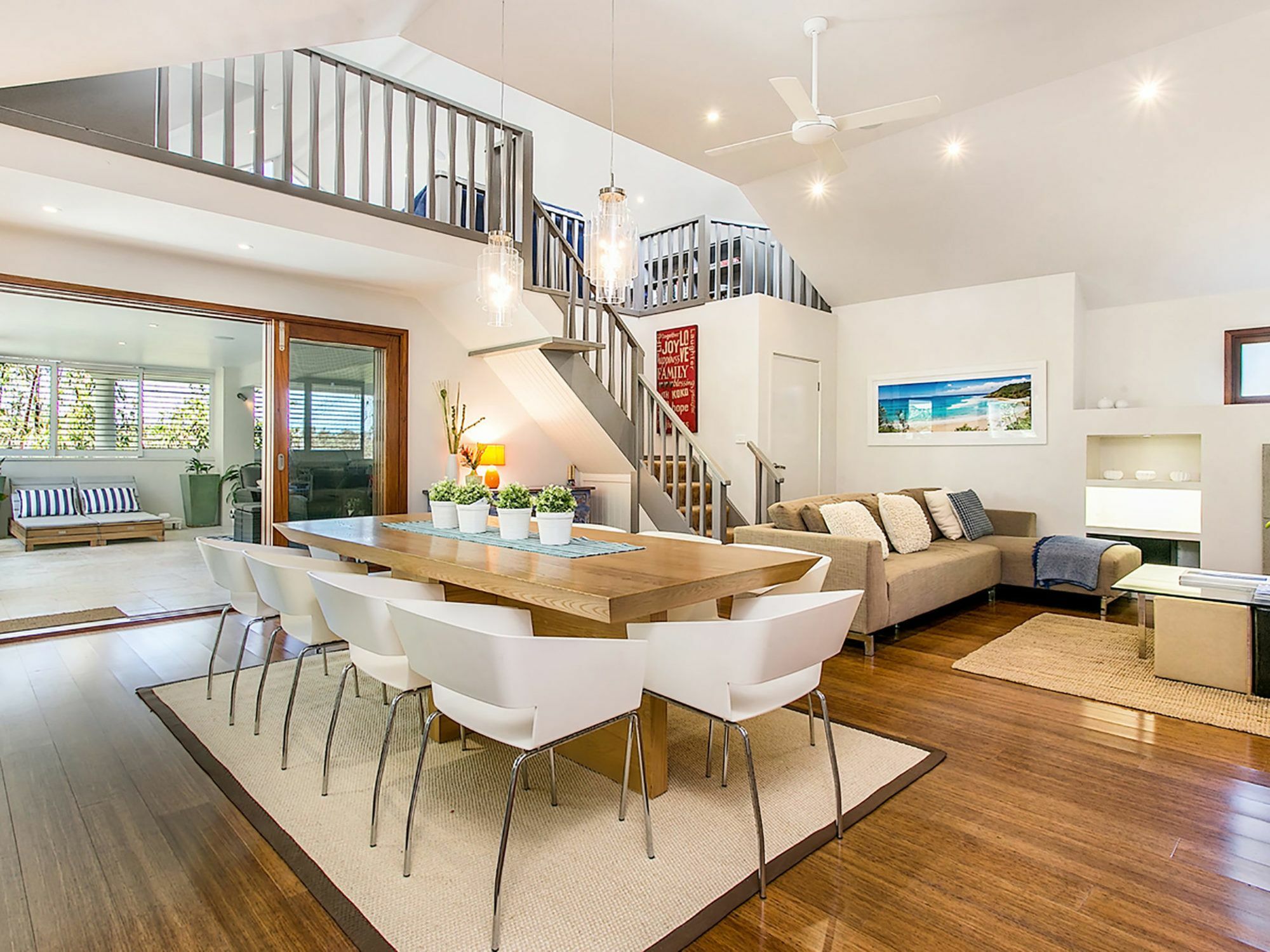Apartment Beachcomber Blue - Expansive Beachfront