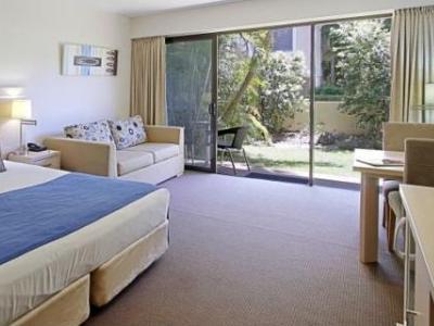 Waves Hotel