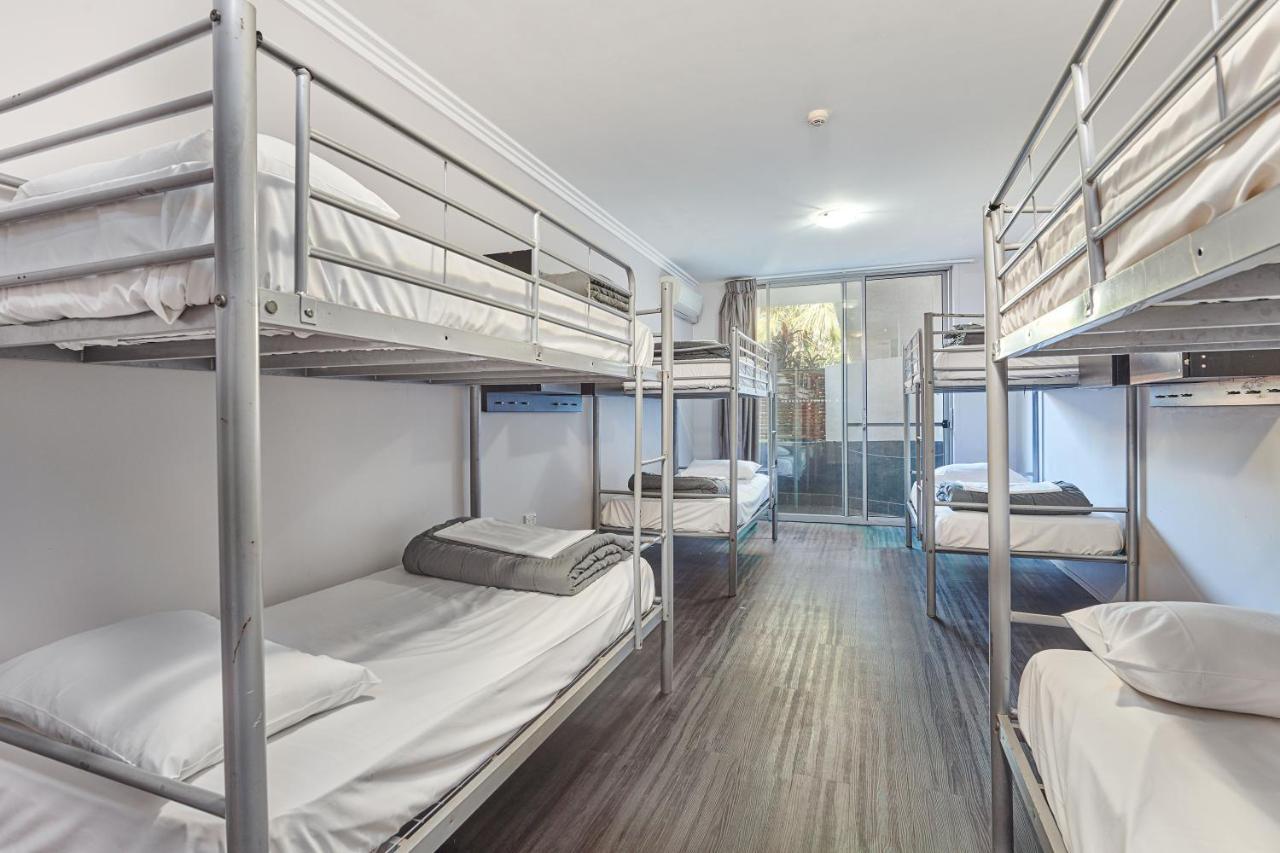 Hostel Nomads Backpackers